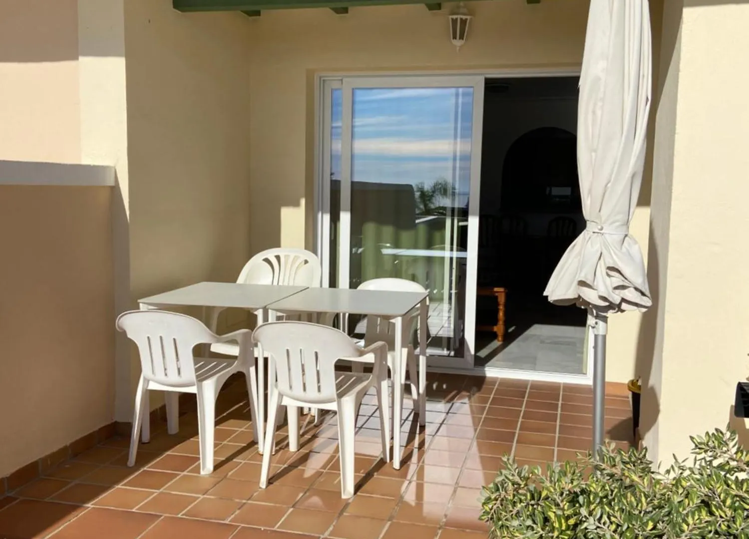 Apartamentos Hc Burriana Playa Nerja
