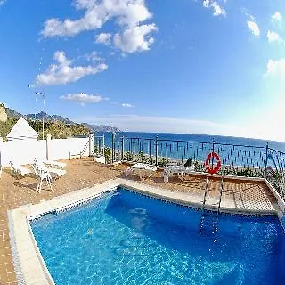 Apartamentos Hc Burriana Playa Nerja Apartament